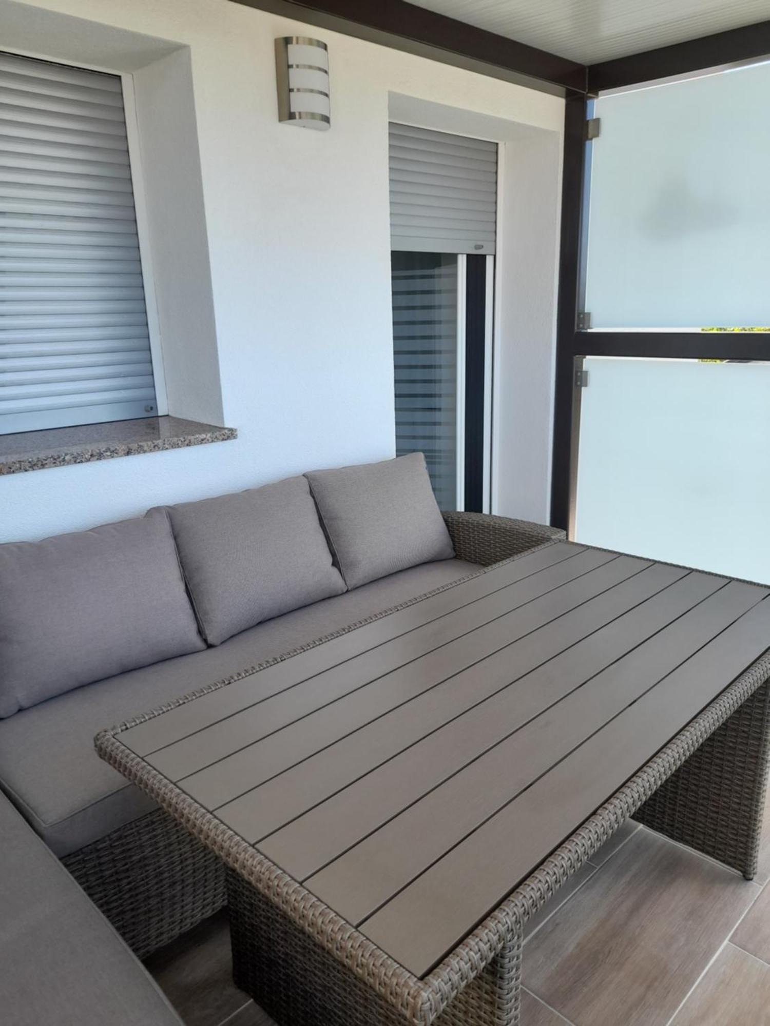 Donella * Umag