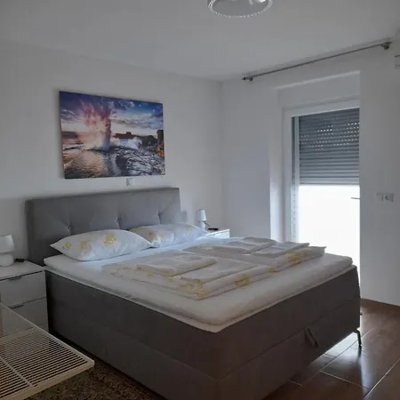 Apartments Donella Umag Extérieur photo