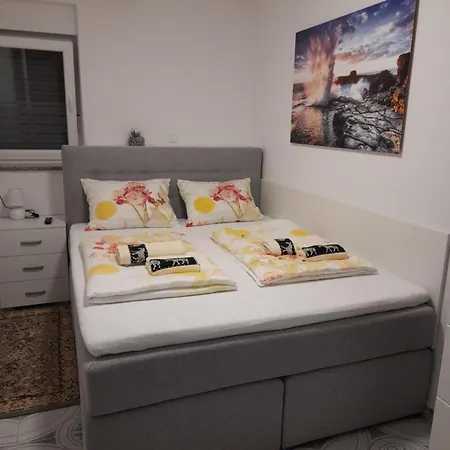 Apartments Donella Umag Extérieur photo